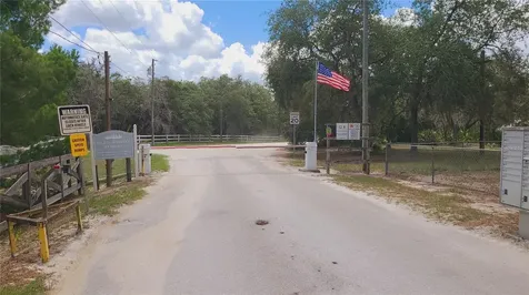 2575 Bear Run S Frostproof FL 33843