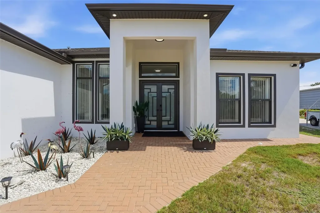 10270 Castanet Avenue Englewood FL 34224