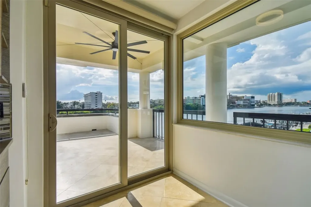 941 Seddon Cove Way Tampa FL 33602