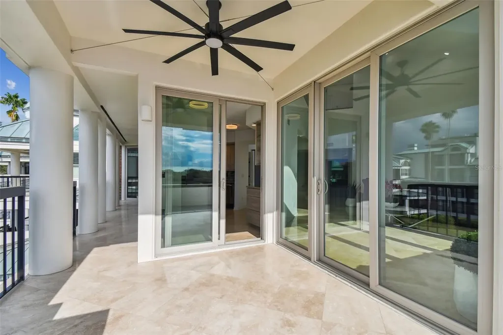 941 Seddon Cove Way Tampa FL 33602