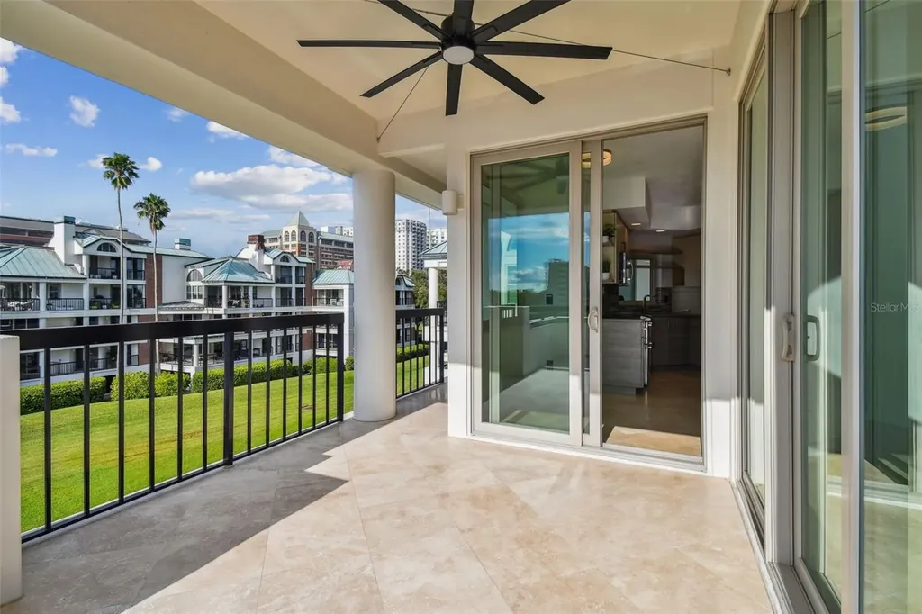 941 Seddon Cove Way Tampa FL 33602