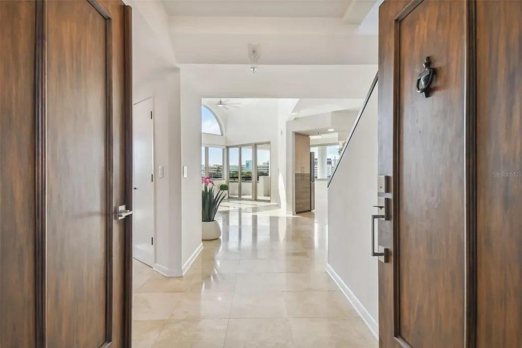941 Seddon Cove Way Tampa FL 33602