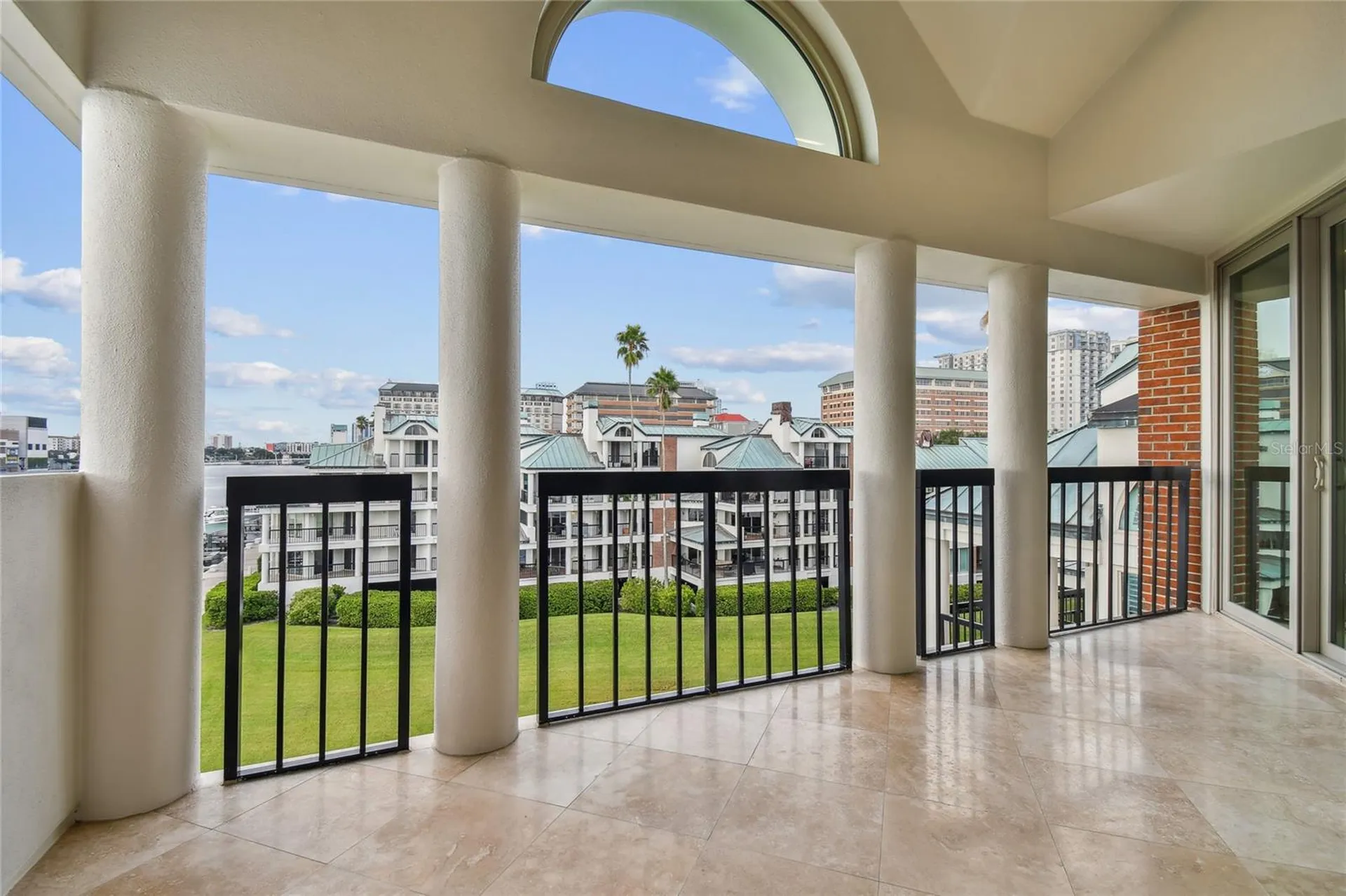 941 Seddon Cove Way Tampa FL 33602