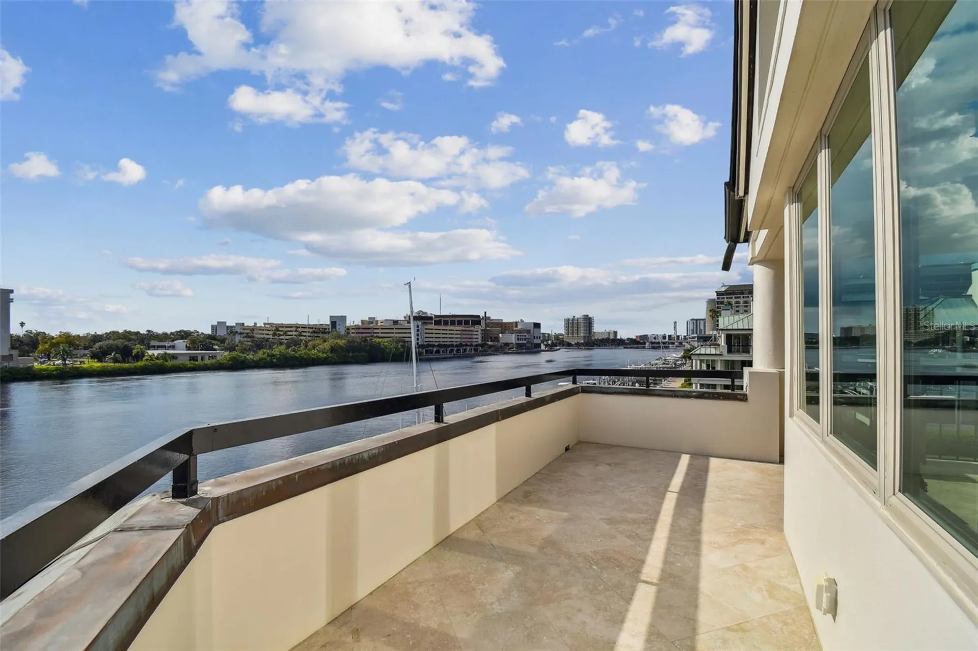 941 Seddon Cove Way Tampa FL 33602