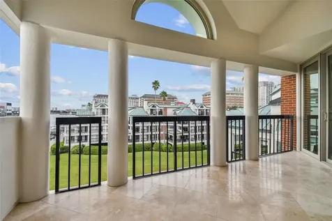 941 Seddon Cove Way Tampa FL 33602