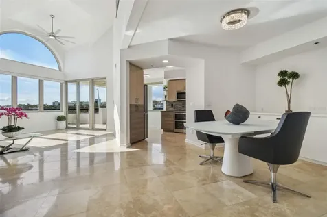941 Seddon Cove Way Tampa FL 33602