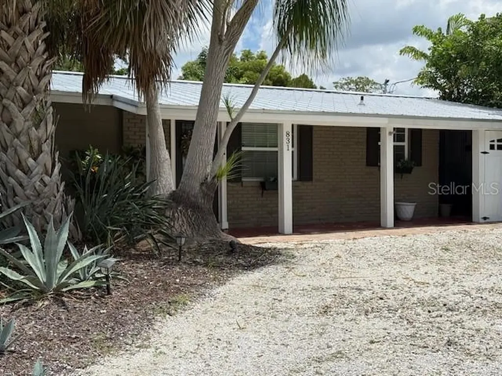831 40th Street Sarasota FL 34234