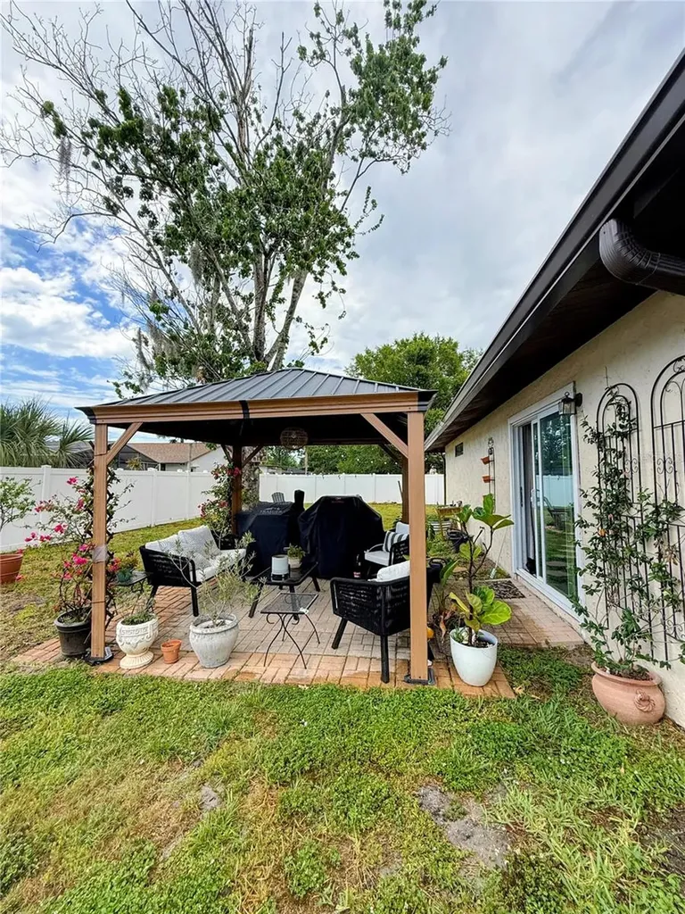 1330 Georgetowne Circle Sarasota FL 34232