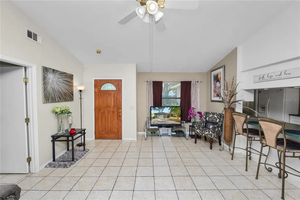 2304 Cheshire Place Lakeland FL 33810