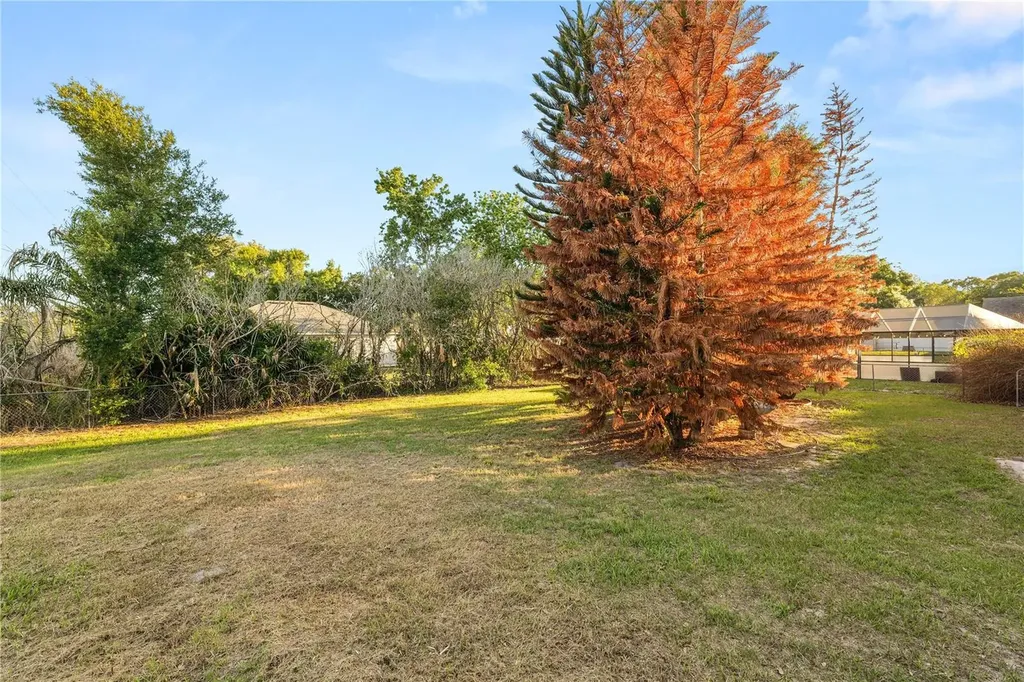 2304 Cheshire Place Lakeland FL 33810