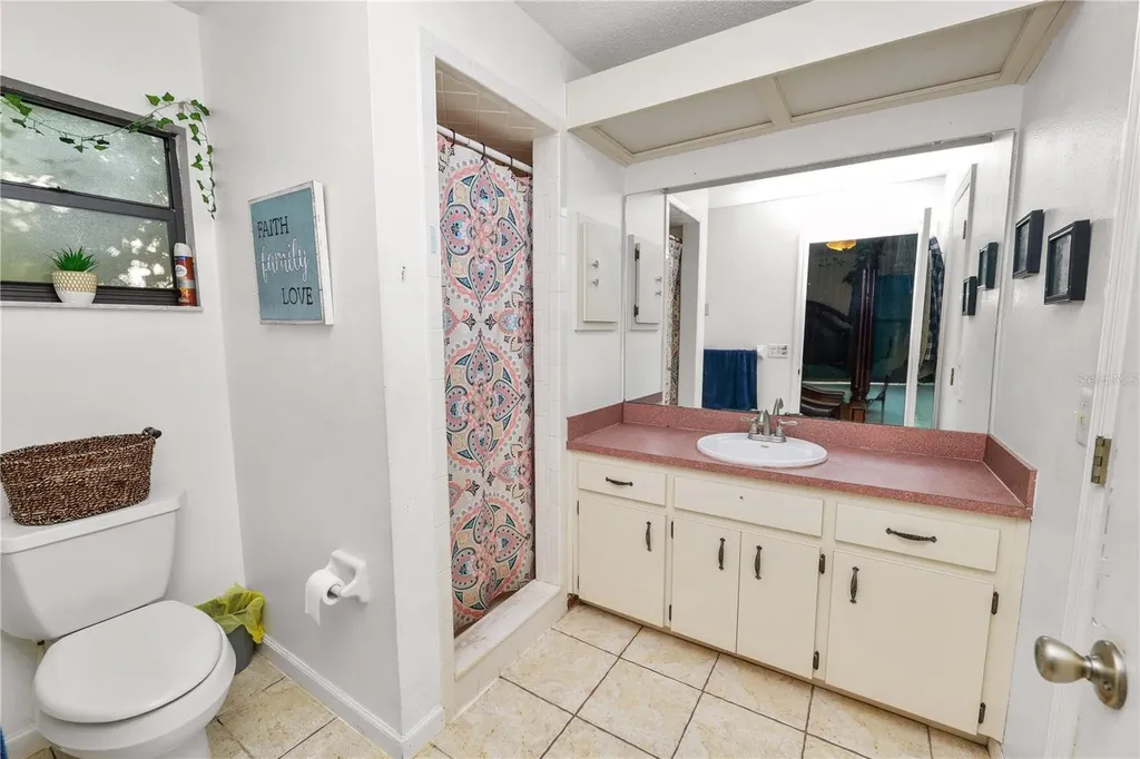 2304 Cheshire Place Lakeland FL 33810
