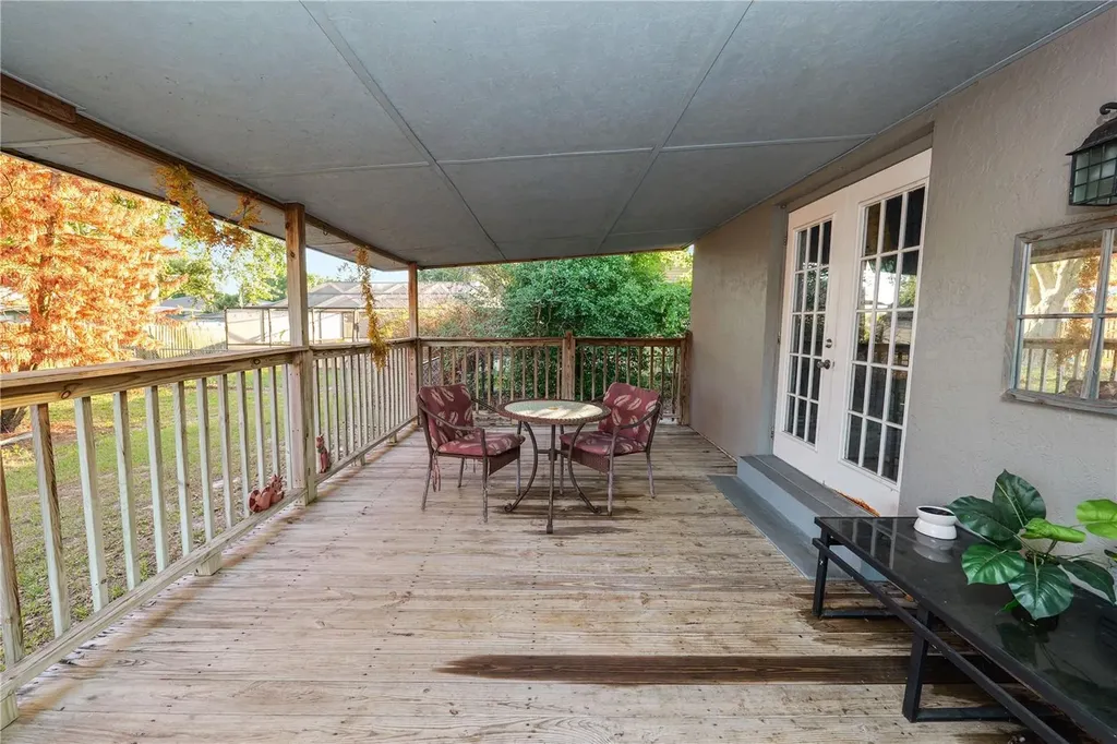2304 Cheshire Place Lakeland FL 33810