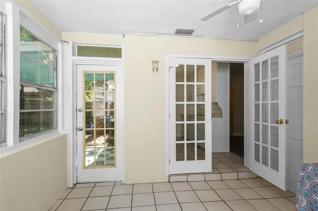 1629 Dauphin Lane Orlando FL 32803