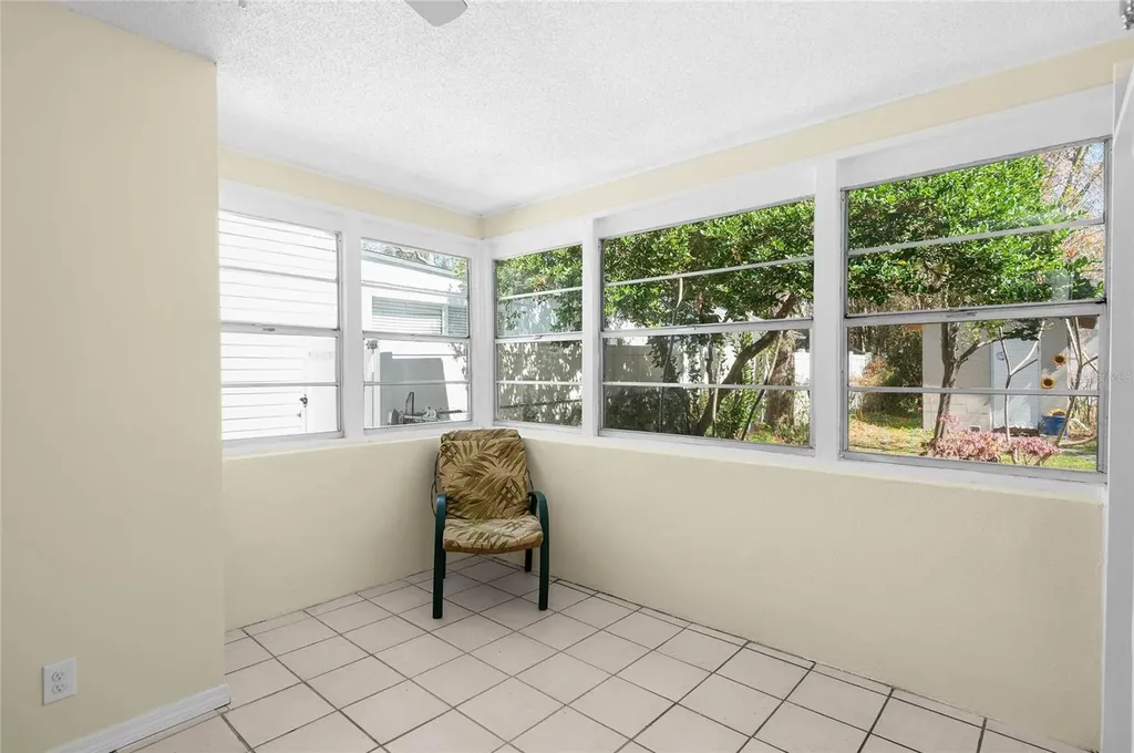 1629 Dauphin Lane Orlando FL 32803