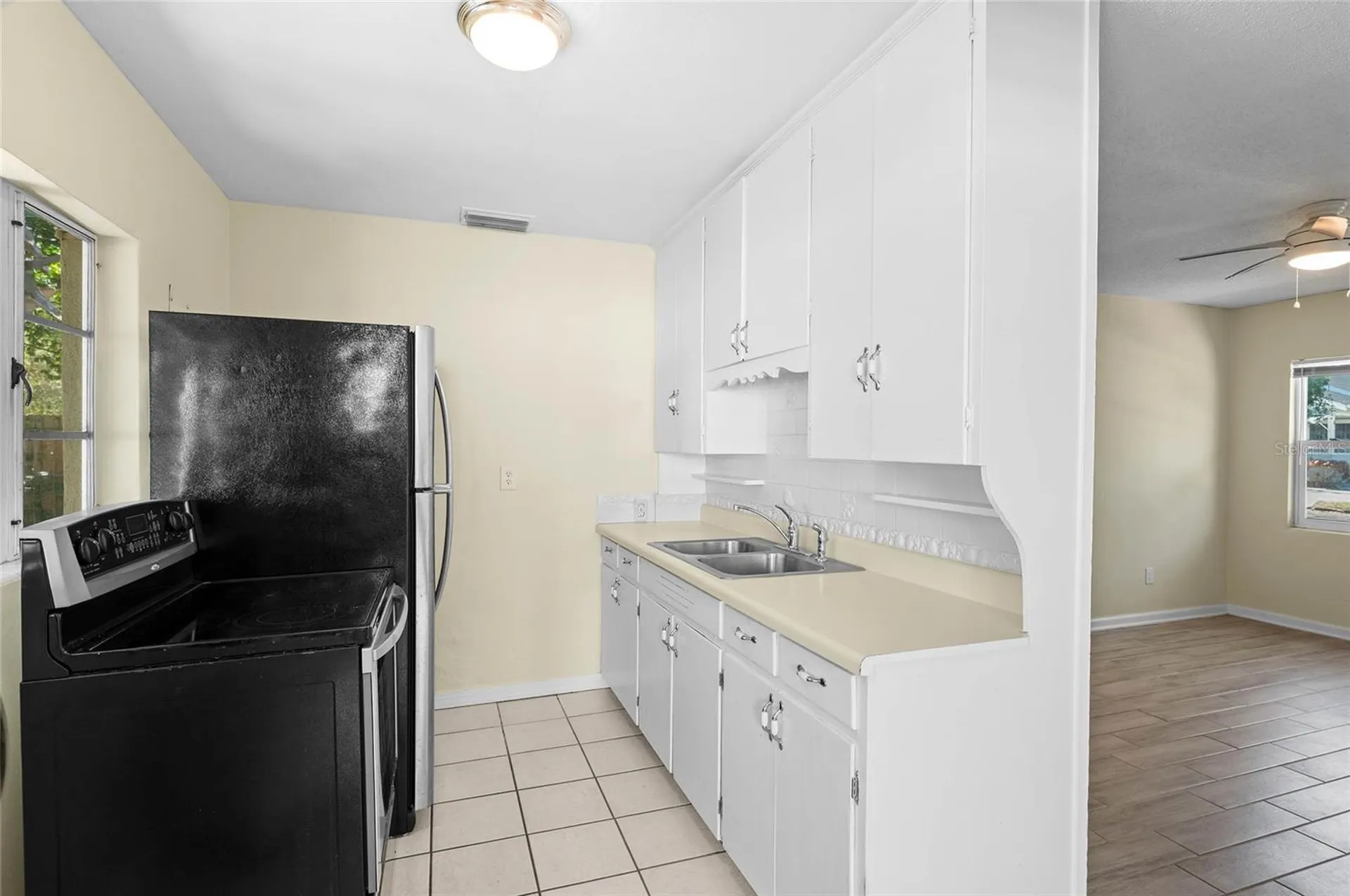 1629 Dauphin Lane Orlando FL 32803