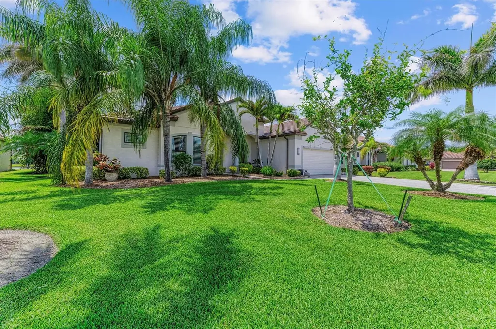 956 145th Street Circle NE Bradenton FL 34212