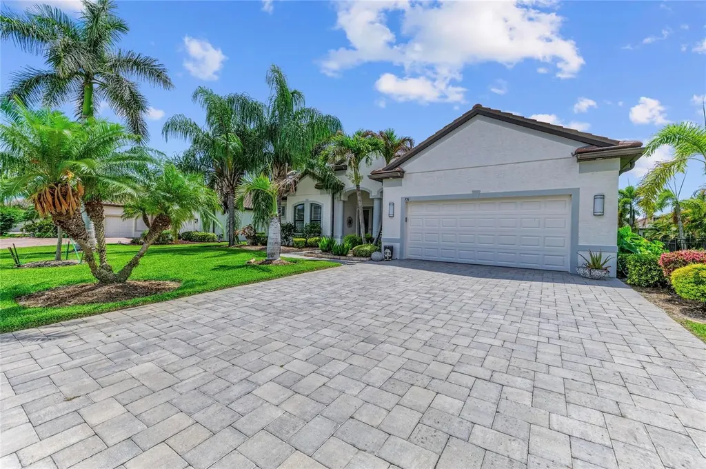 956 145th Street Circle NE Bradenton FL 34212