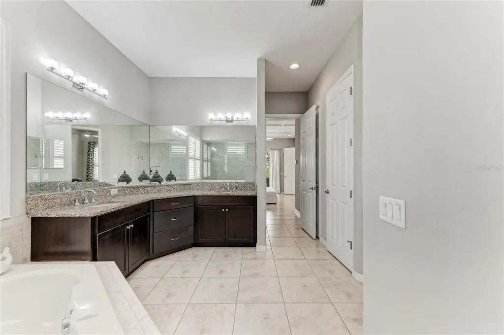 956 145th Street Circle NE Bradenton FL 34212