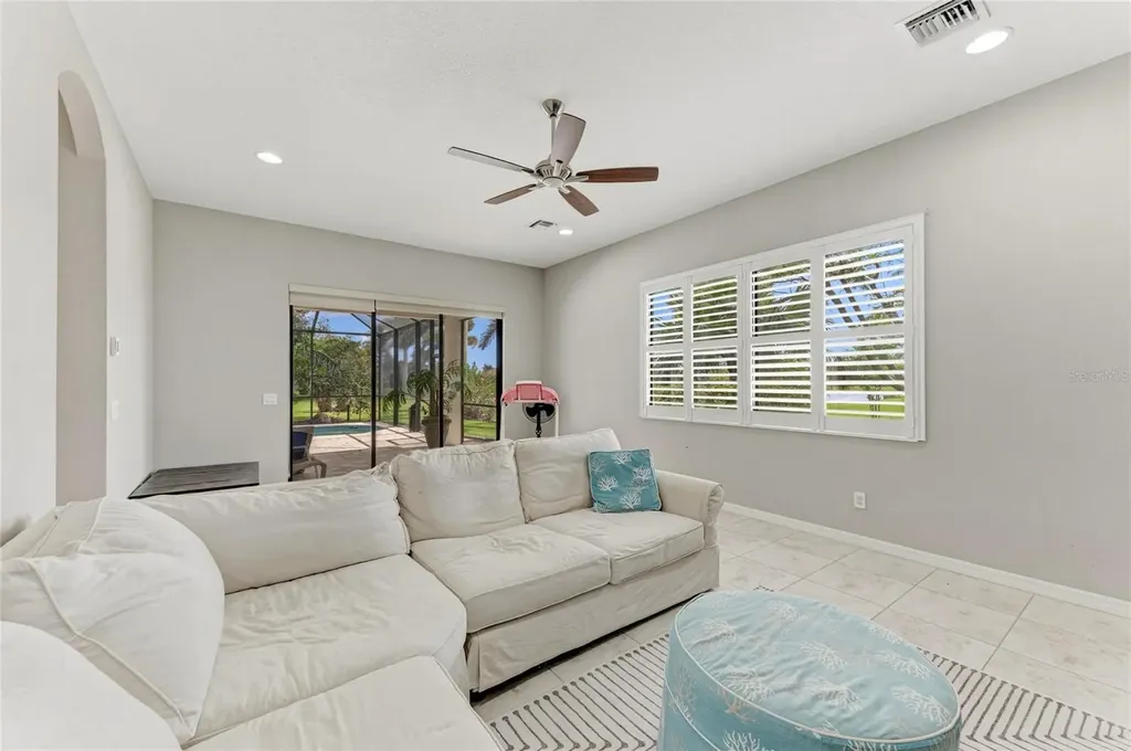 956 145th Street Circle NE Bradenton FL 34212