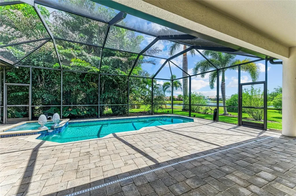 956 145th Street Circle NE Bradenton FL 34212
