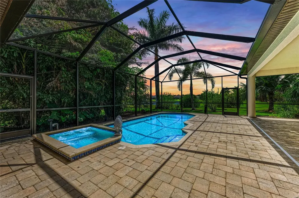 956 145th Street Circle NE Bradenton FL 34212
