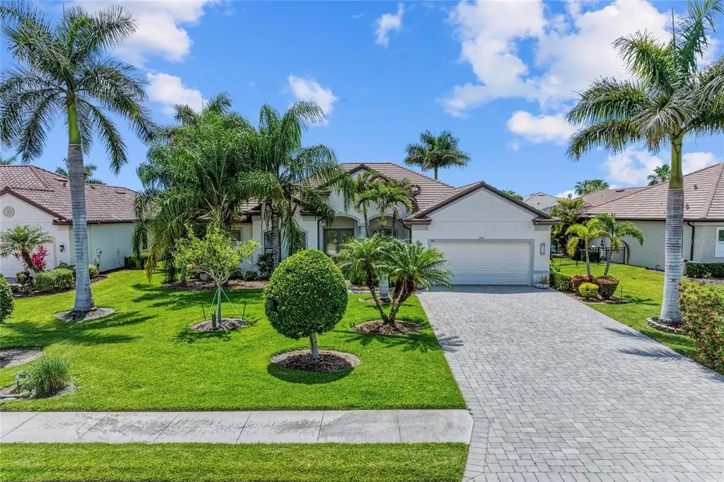956 145th Street Circle NE Bradenton FL 34212