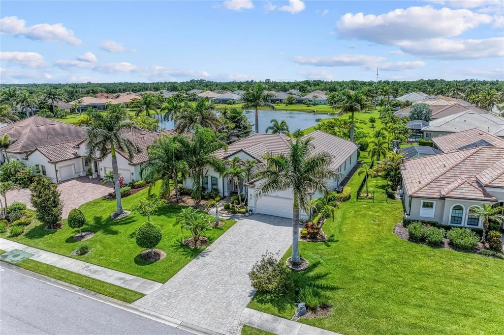 956 145th Street Circle NE Bradenton FL 34212