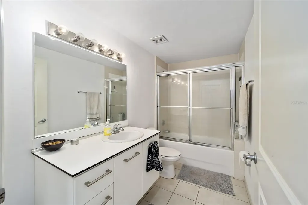 20 SW 6th Street Gainesville FL 32601