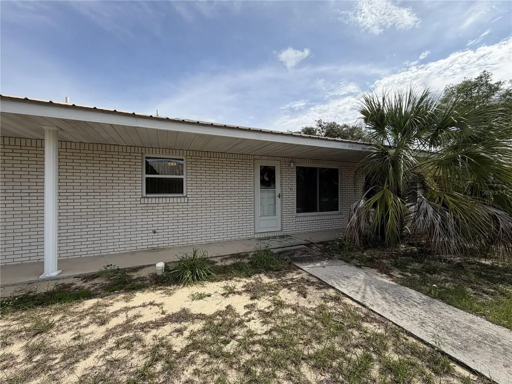 204 S Anoka Avenue Avon Park FL 33825