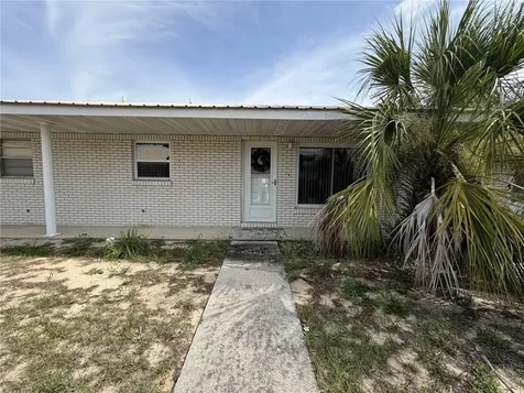 204 S Anoka Avenue Avon Park FL 33825