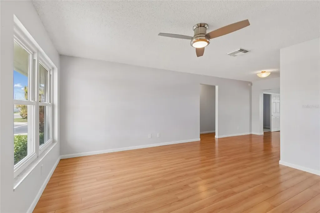 9771 37th Street N Pinellas Park FL 33782