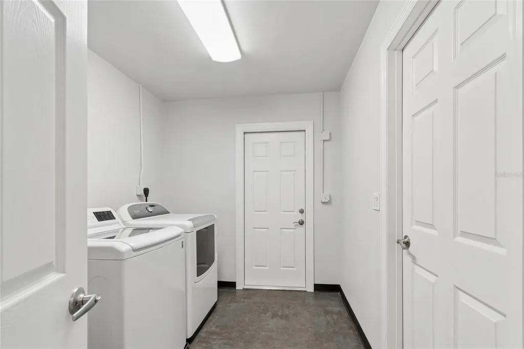 9771 37th Street N Pinellas Park FL 33782