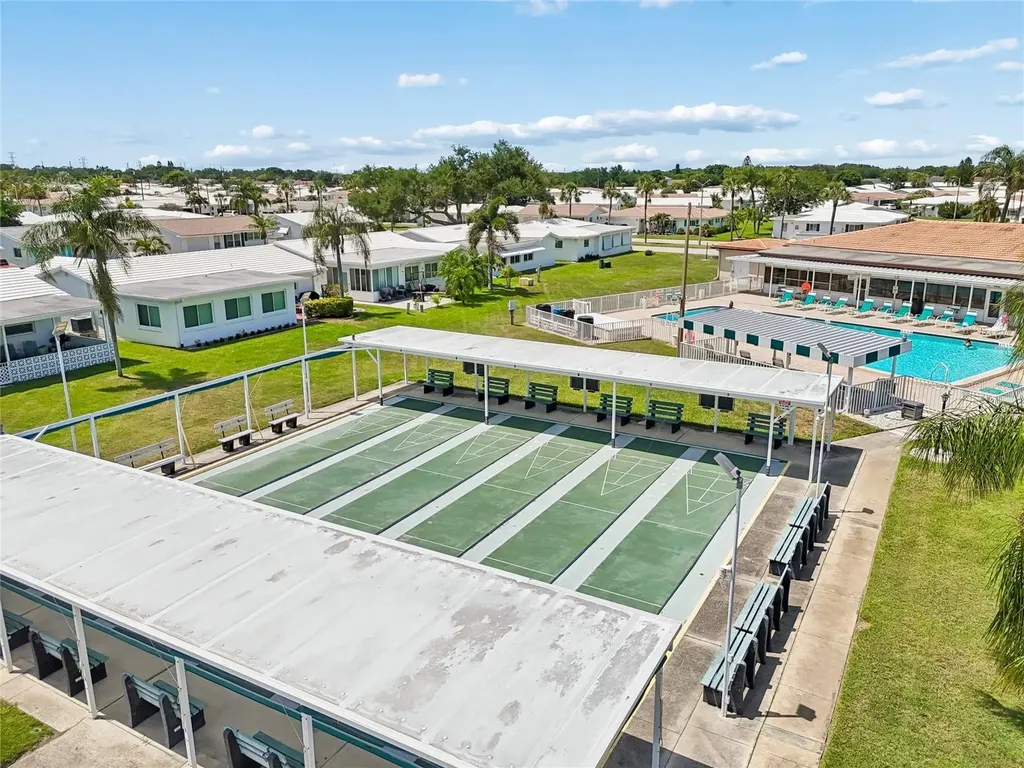 9771 37th Street N Pinellas Park FL 33782