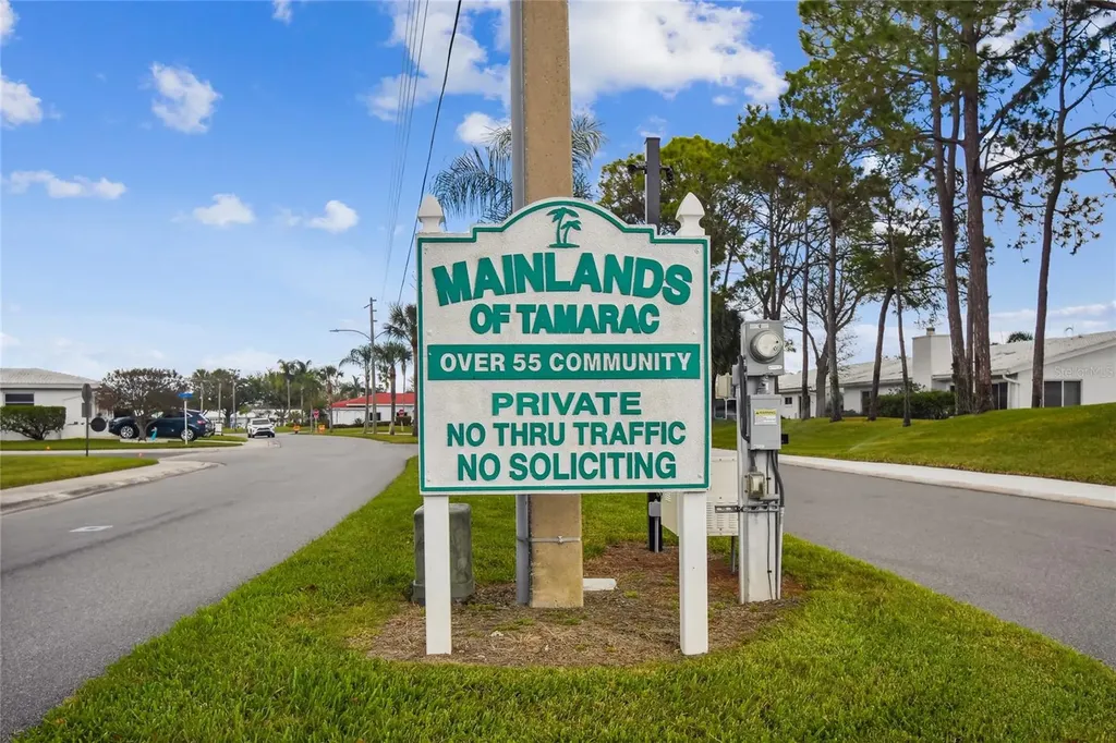9771 37th Street N Pinellas Park FL 33782