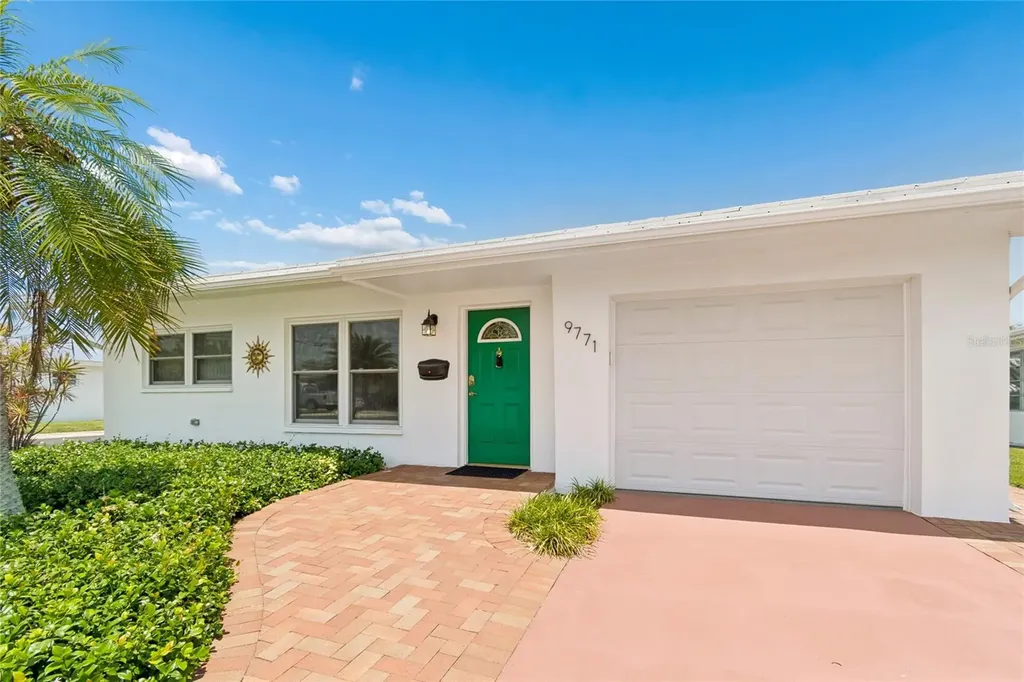 9771 37th Street N Pinellas Park FL 33782