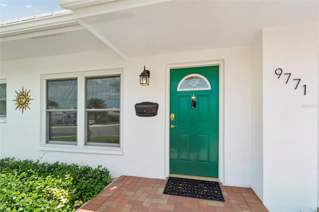 9771 37th Street N Pinellas Park FL 33782