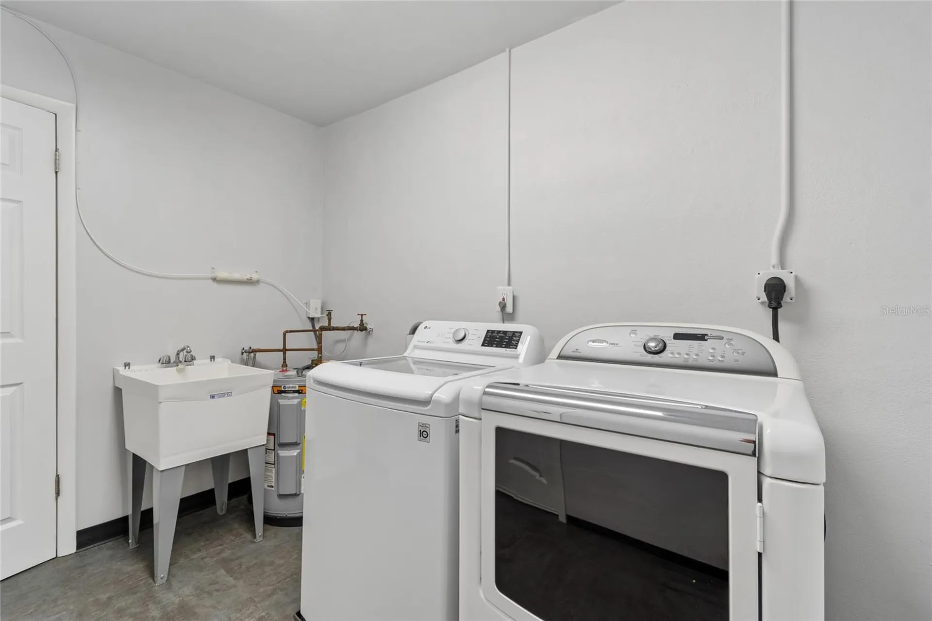 9771 37th Street N Pinellas Park FL 33782