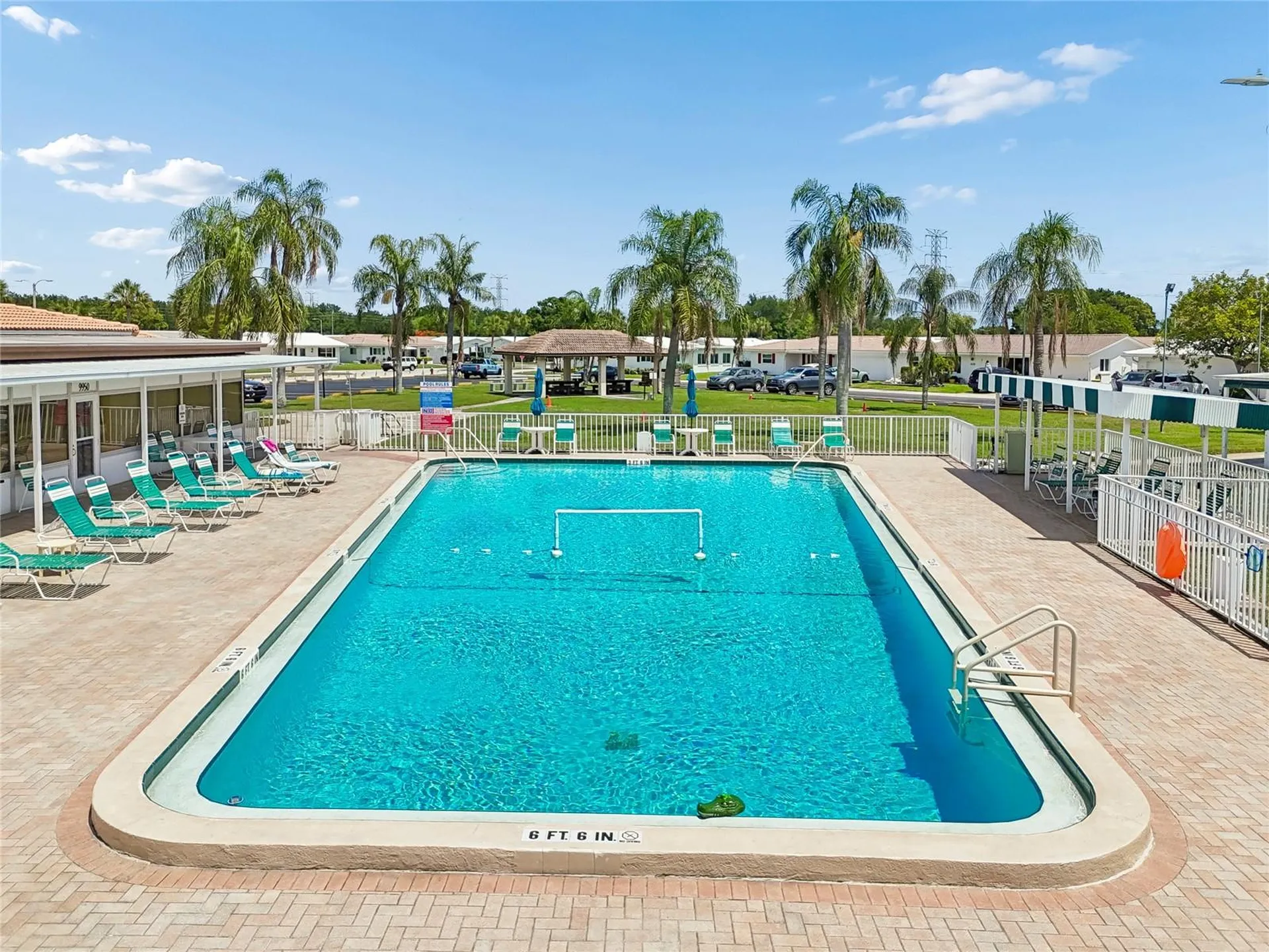 9771 37th Street N Pinellas Park FL 33782