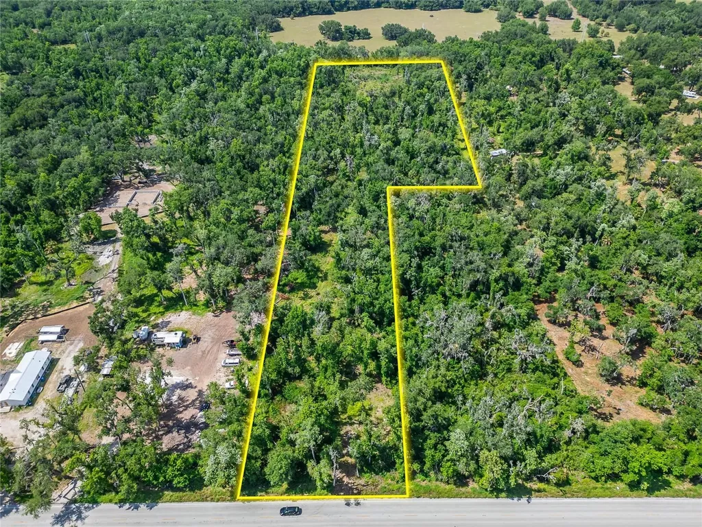672 Highway Lithia FL 33547