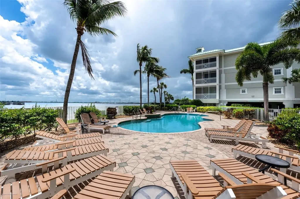 5116 Melbourne Street Punta Gorda FL 33980