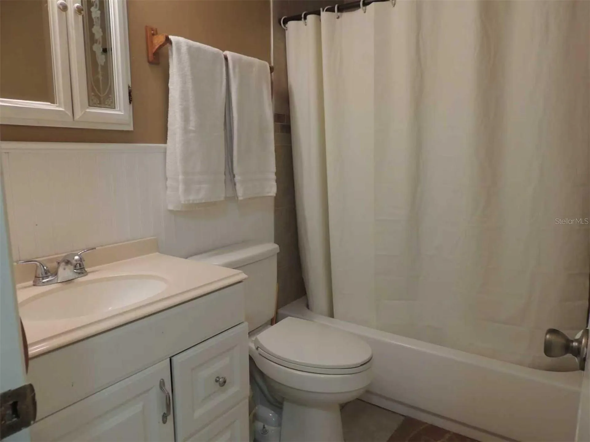 2048 Melody Drive Holiday FL 34691