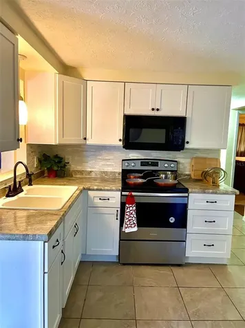 2048 Melody Drive Holiday FL 34691