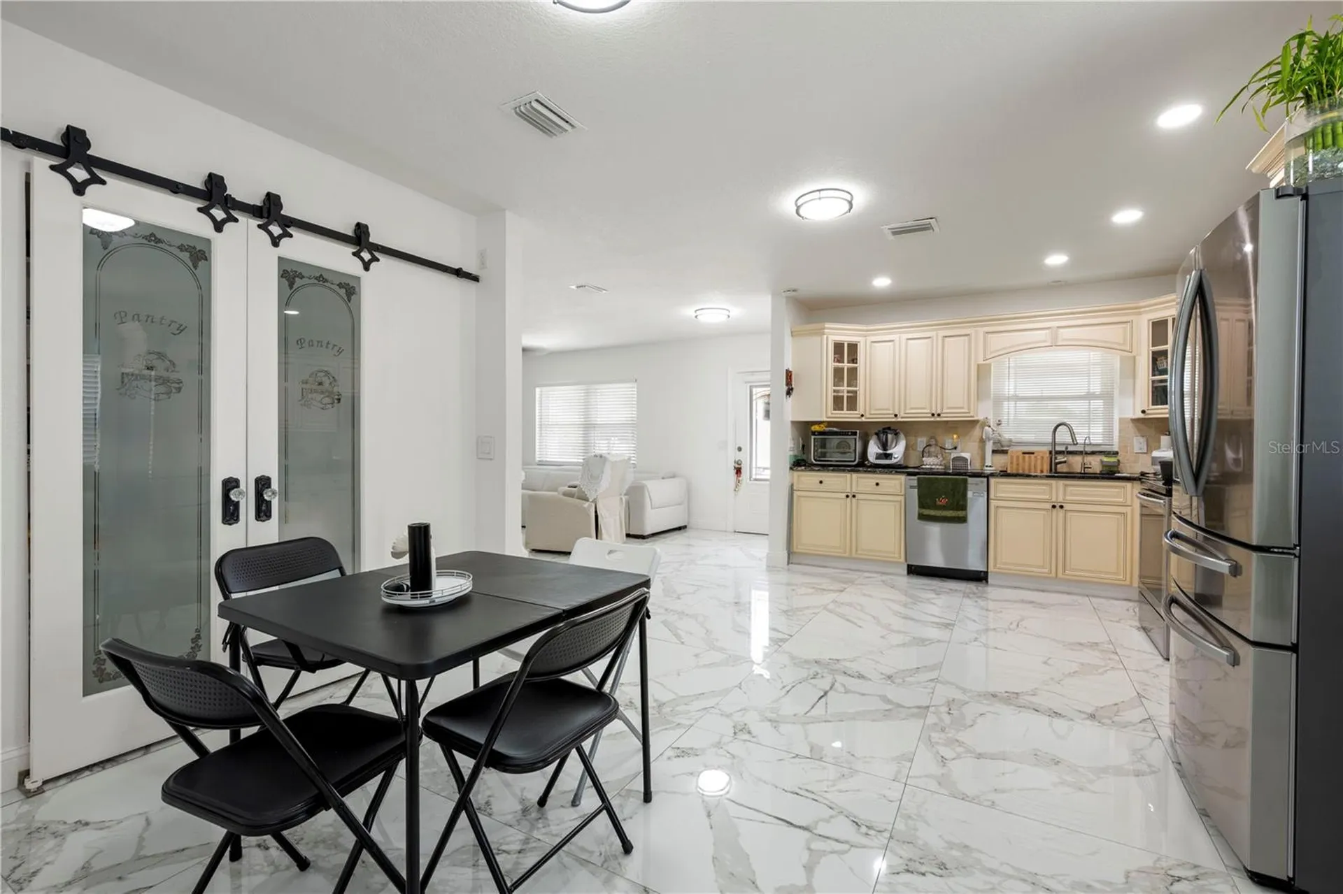 2811 W Ohio Avenue Tampa FL 33607