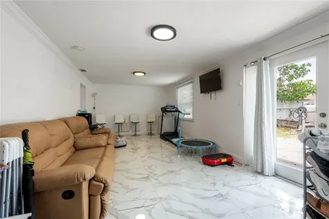 2811 W Ohio Avenue Tampa FL 33607