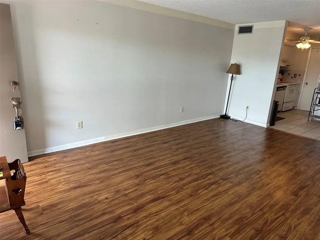 6400 46th Avenue N Kenneth City FL 33709