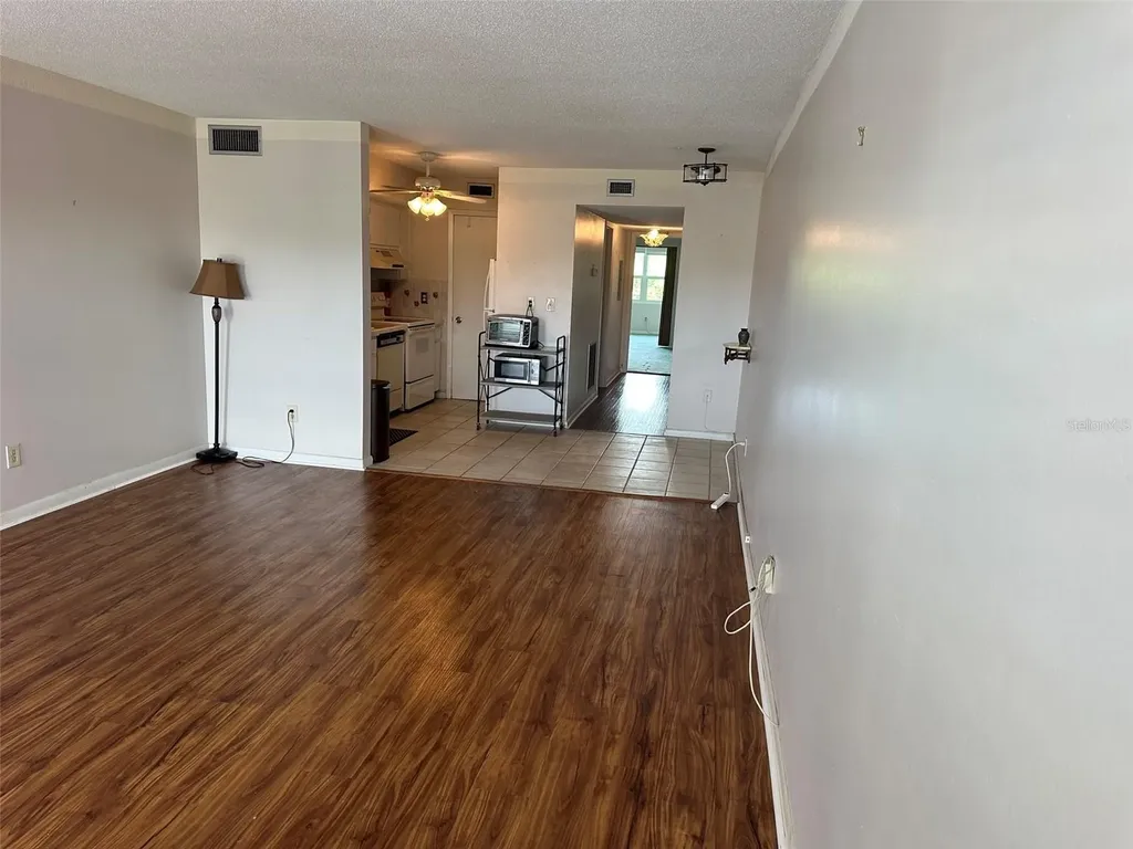 6400 46th Avenue N Kenneth City FL 33709
