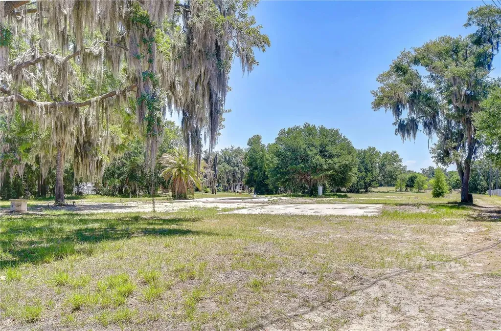8706 Mary Ivy Drive Plant City FL 33567