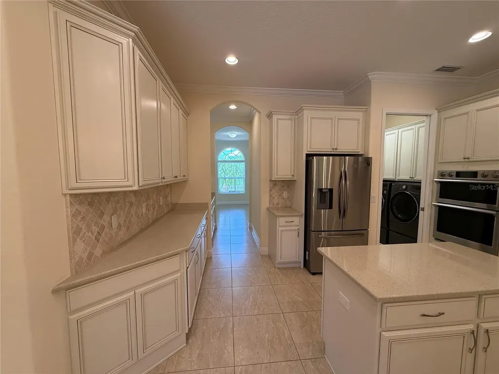 16005 42nd Glen E Parrish FL 34219
