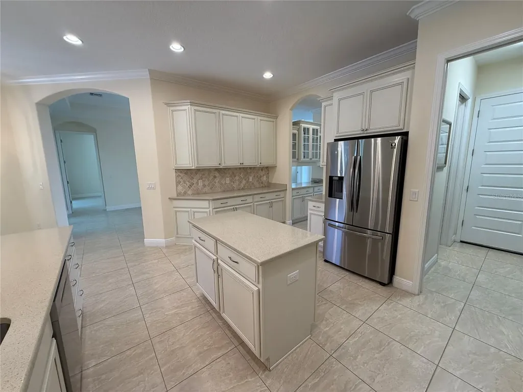 16005 42nd Glen E Parrish FL 34219