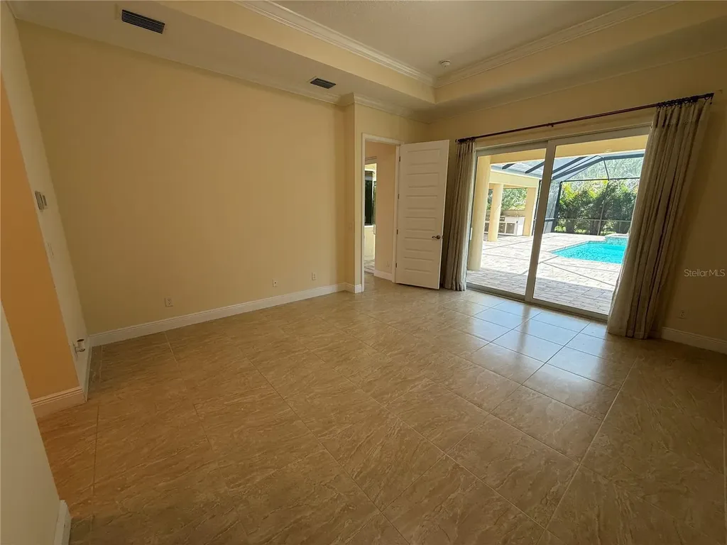 16005 42nd Glen E Parrish FL 34219
